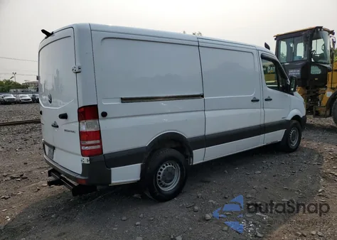 2015 Mercedes-Benz Sprinter 2500 z USA, uszkodzony, nr VIN WD3PE7CC4F5971474
